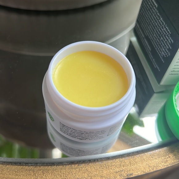 NWT Drunk Elephant Melting Butter Cleanser, .46oz - Picture 3 of 3